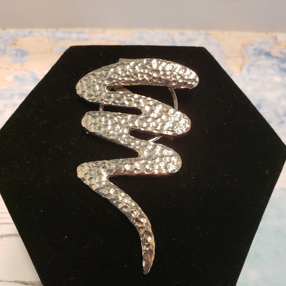 Vintage Jeri-Lou Zigzag Brooch